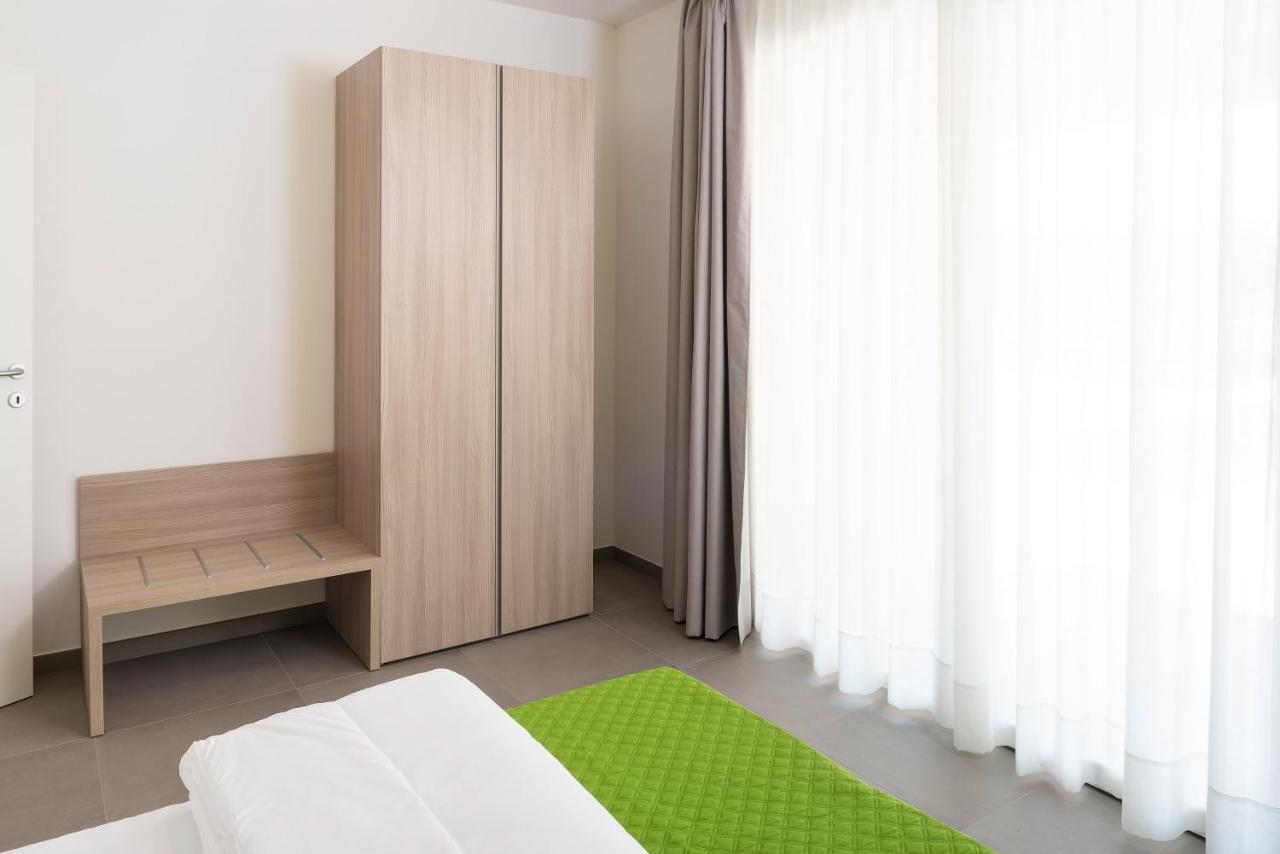 Corte Rocchetti Suite ลาซีเซ ภายนอก รูปภาพ