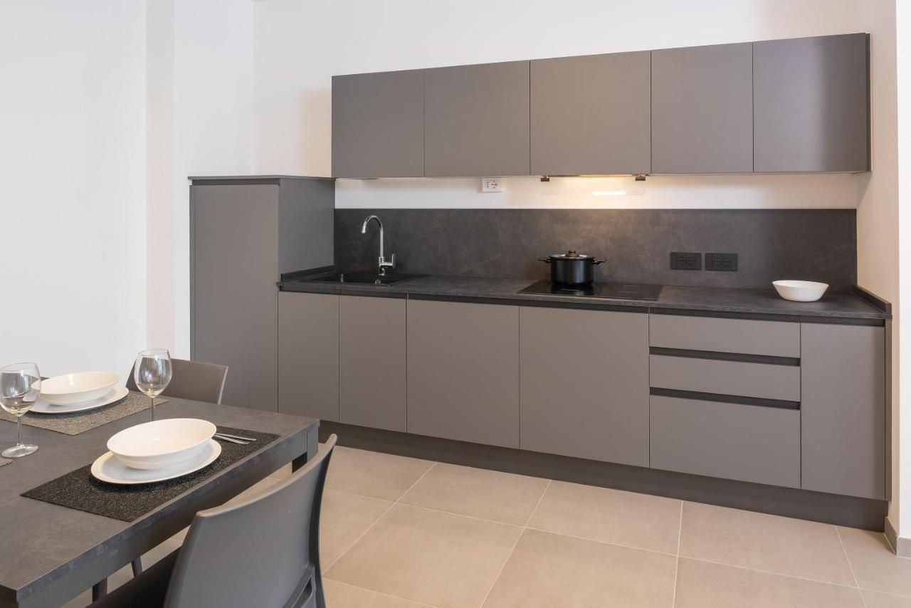 Corte Rocchetti Suite ลาซีเซ ภายนอก รูปภาพ