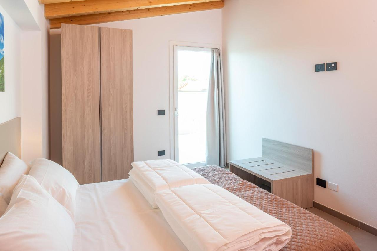 Corte Rocchetti Suite ลาซีเซ ภายนอก รูปภาพ