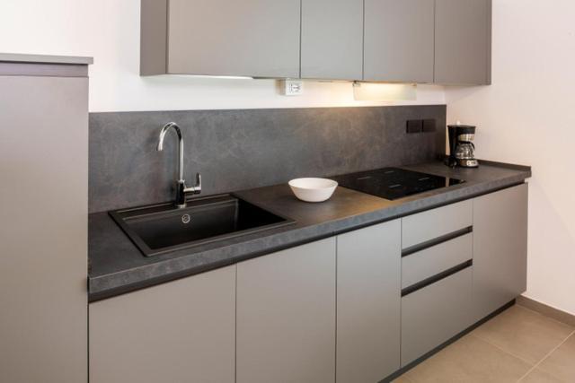 Corte Rocchetti Suite ลาซีเซ ภายนอก รูปภาพ